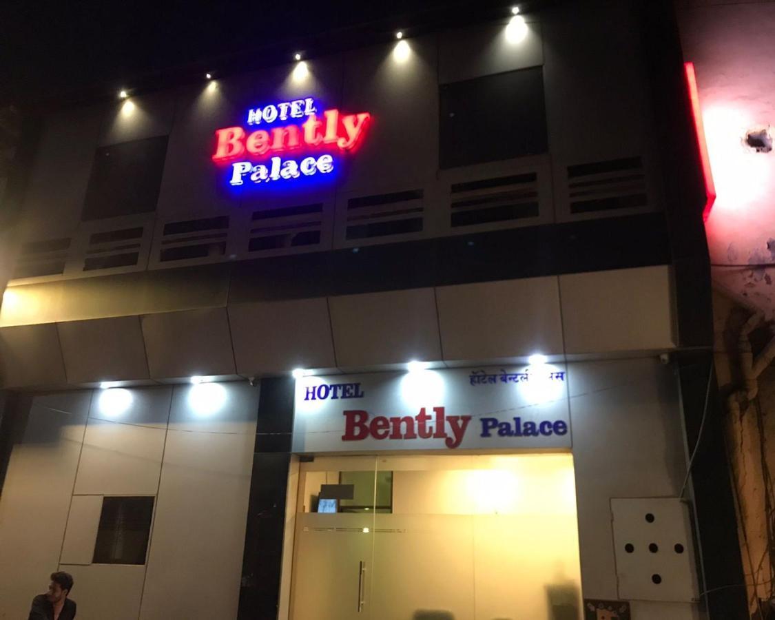 Flagship 83490 Hotel Bently Palace Mumbai Ngoại thất bức ảnh