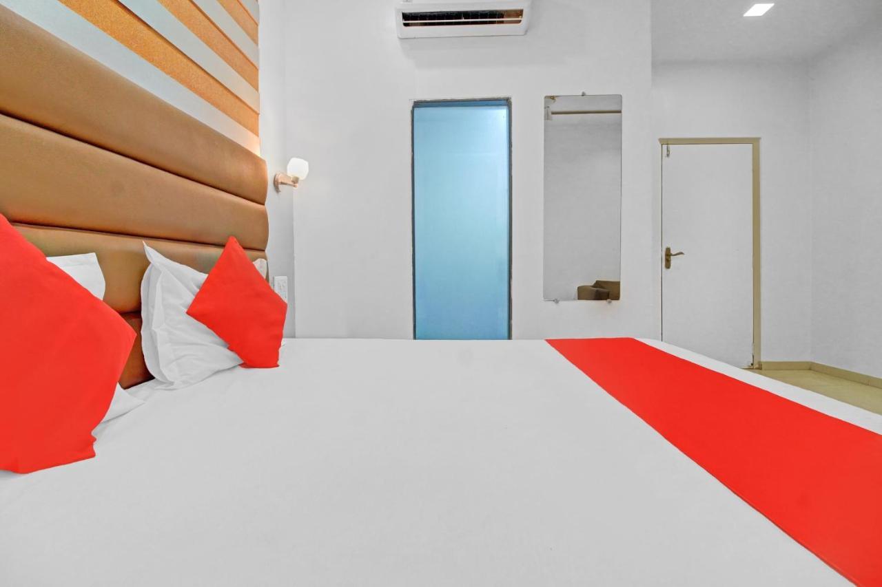 Flagship 83490 Hotel Bently Palace Mumbai Ngoại thất bức ảnh
