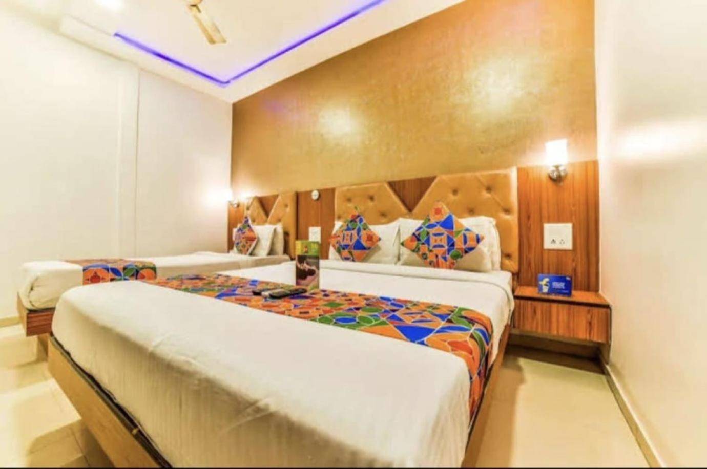 Flagship 83490 Hotel Bently Palace Mumbai Ngoại thất bức ảnh