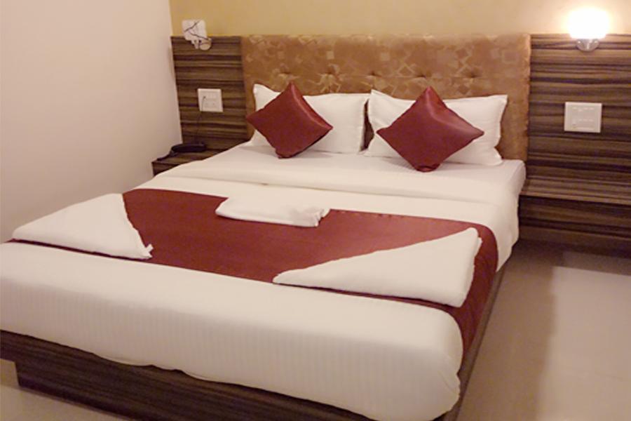 Flagship 83490 Hotel Bently Palace Mumbai Ngoại thất bức ảnh
